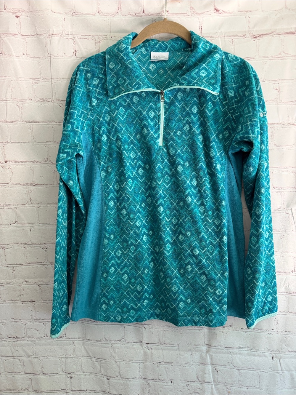 Columbia Teal Geometric Chevron Quarter-Zip Fleece Pullover Woman’s Size M